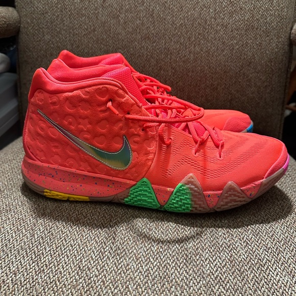 Nike Kyrie Lucky Charms